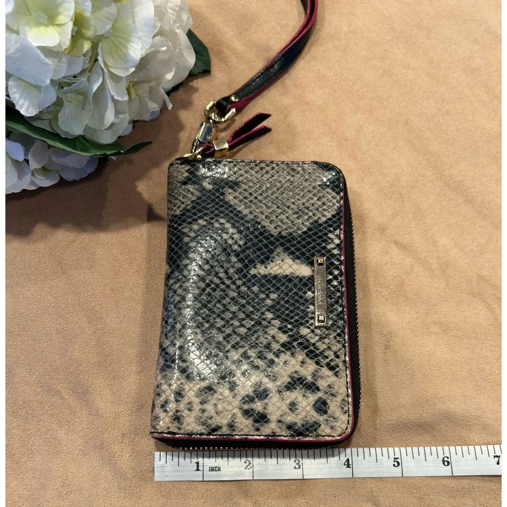 Stella And Dot Python Print Wrislet Wallet Phone Holder